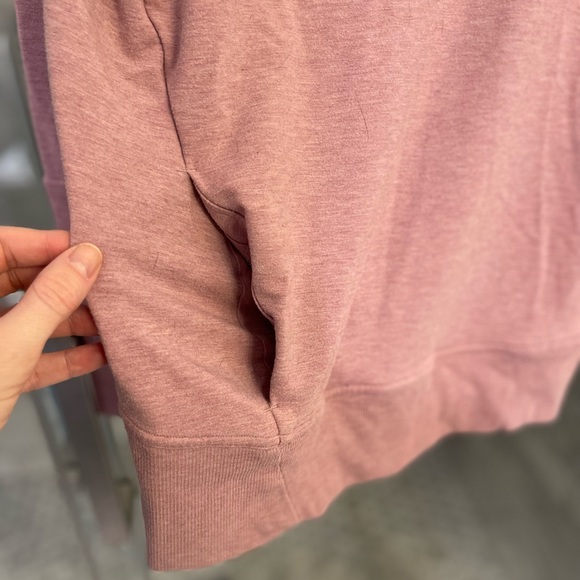 Lululemon Sweatshirt - Medium - Picture 3 of 5